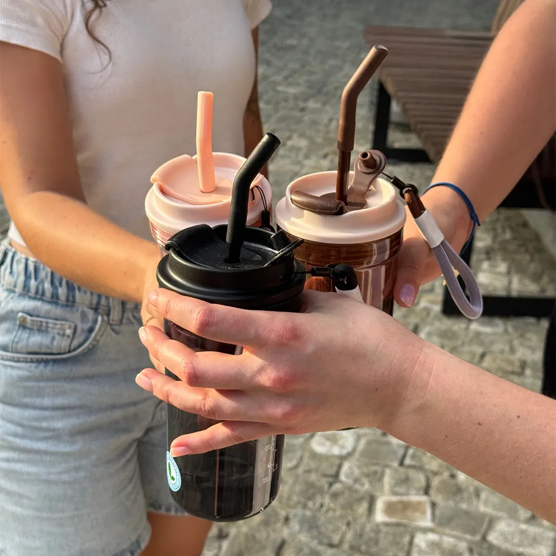 butelka reklamowa 680 ml ze słomką premium